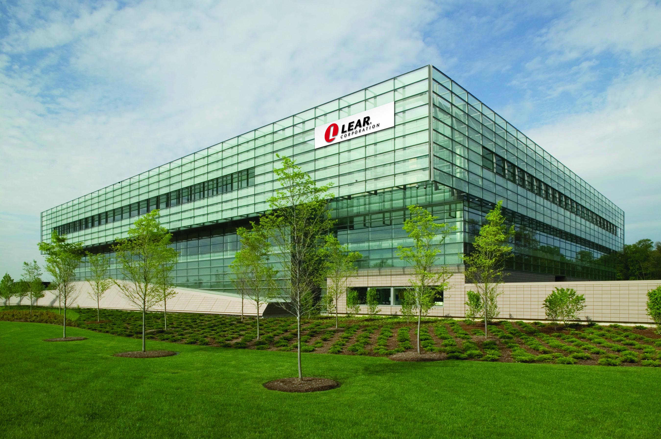 1635831907619558.jpg 5243fbf2b2119313b07e665ac5741bd7912396dd278e.jpg